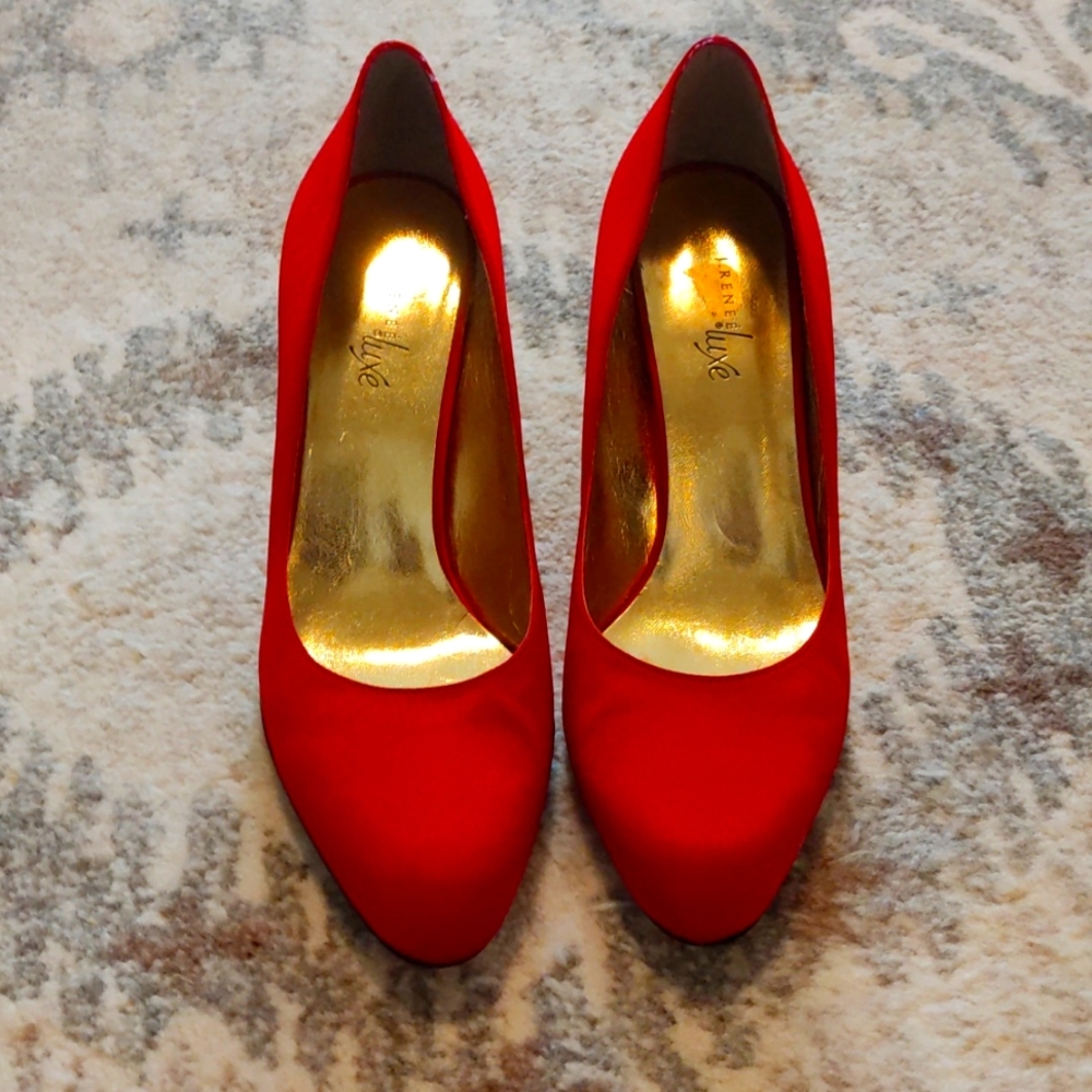 Red shoes